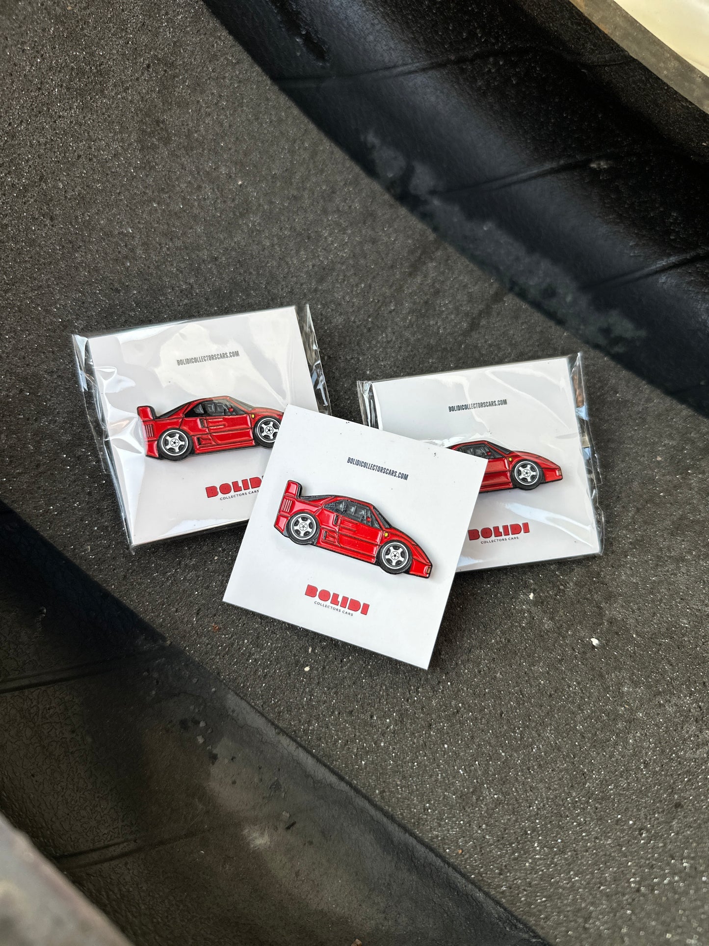 F40 Rosso Corsa Enamel Pin - Celebrate Ferrari's Legendary Supercar