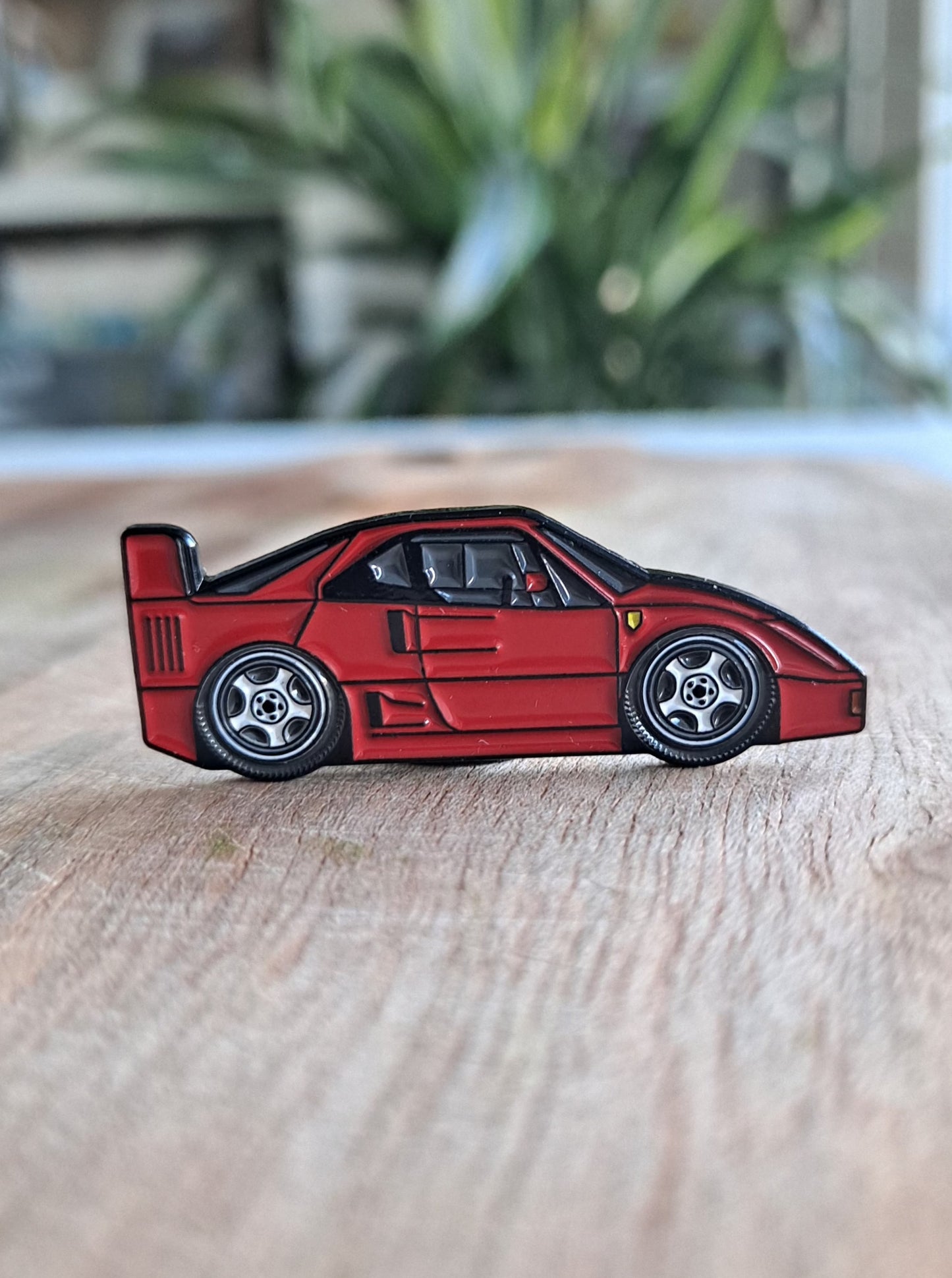 Ferrari F40 Pin on wood