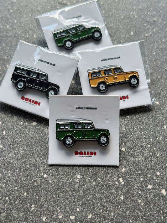 Spilla Smaltata Land Rover Series III Verde – Per gli Amanti dell’Avventura Offroad