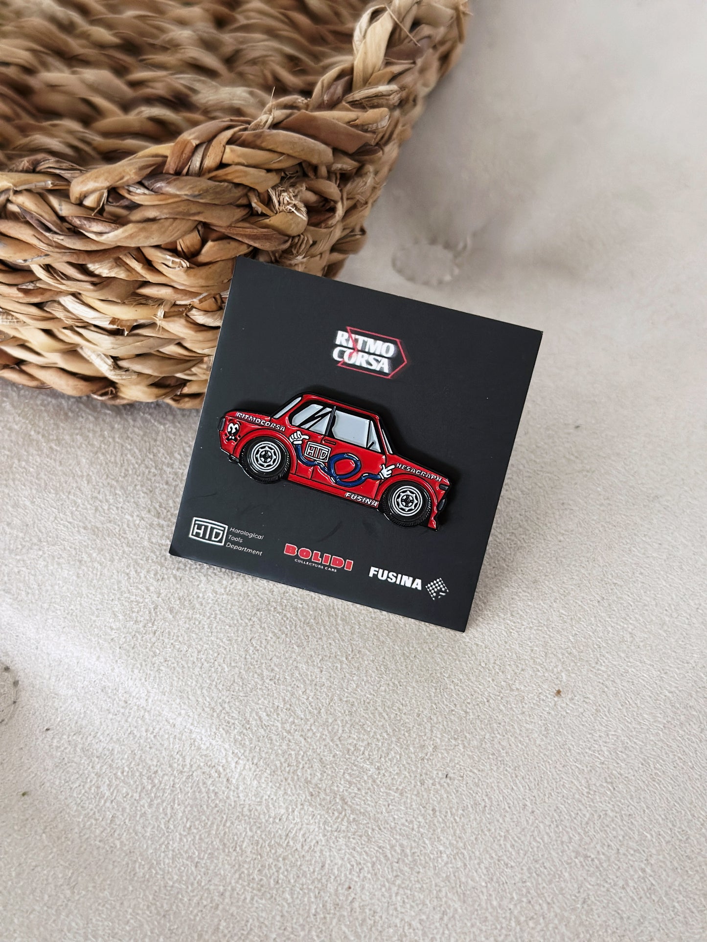 Bolidi x Ritmocorsa HTD Fusina Racing BMW T-Shirt + Spilla