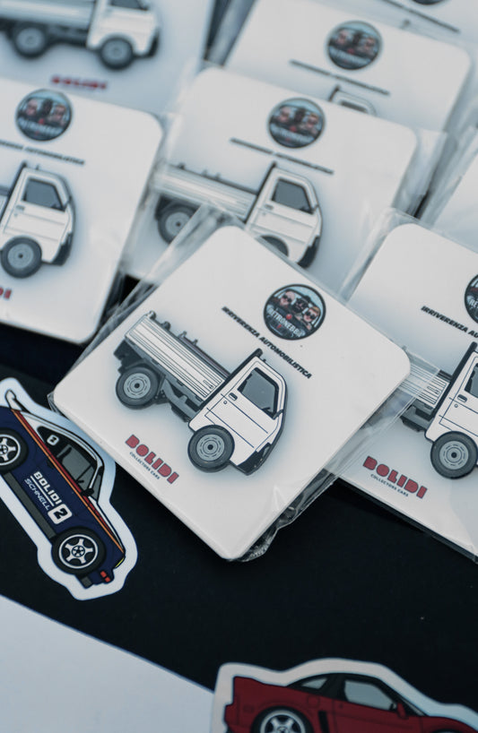Piaggio Quargo Retronebbia Pin - A Tribute to Everyday Heroes of the Road